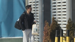 EKSKLUZIVNI PAPARACO! Evo u kakvom se izdanju pojavio Novak u Beogradu, jedan detalj je svima zapao za oko!