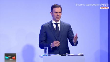 ODGOVOR MINISTRA MALOG RADOSAVLJEVIĆU I MADŽARU: Nazivati pomoć mladima korupcijom je zlobno, mnogi od njih ni nemaju pravo glasa