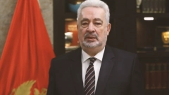 "NEMATE LEGITIMITET" Krivokapić odbio da preda dužnost Abazoviću