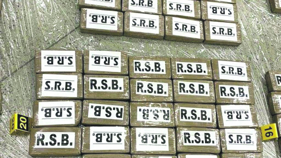 UDARNO! Kokain koji je otkriven u tovaru s bananama u Crnoj Gori pripadao kavačkom klanu - evo KO deli drogu!