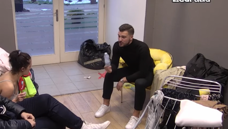 MENI JE PROPAST DA MI OVAKVA RODI DETE! Skandalozno ponašanje Marka Osmakčića, nikad gore ponizio Viki i izgovorio ove užasne uvrede!