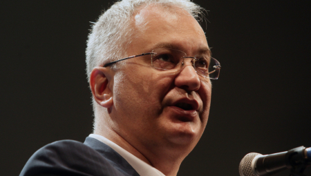 ŠUTANOVAC RASKRINKAO PROFESORA VLADETU JANKOVIĆA Đilasov kandidat za gradonačelnika podržavao ubicu Đinđića!