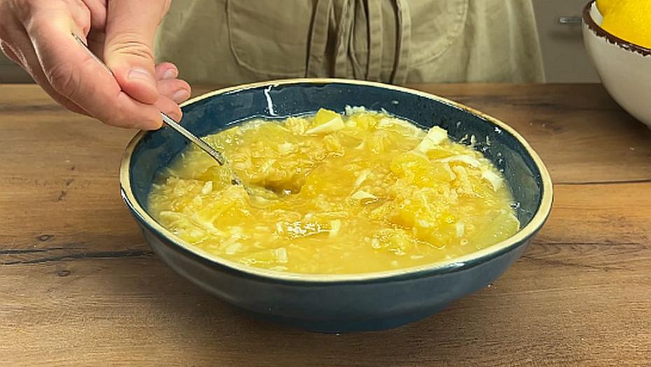 NAJJAČA VITAMINSKA BOMBA ZA IMUNITET Svako jutro uzimajte po 1 kašićica ovog starog leka od 4 sastojka i virusi vam neće moći ništa