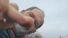STRAŠNO! Pogledajte napad taksiste na devojku na Zvezdari (VIDEO)