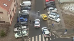 SRBI OPLJAČKALI ZLATARU U MAĐARSKOJ, USLEDILA FILMSKA POTERA! (VIDEO)