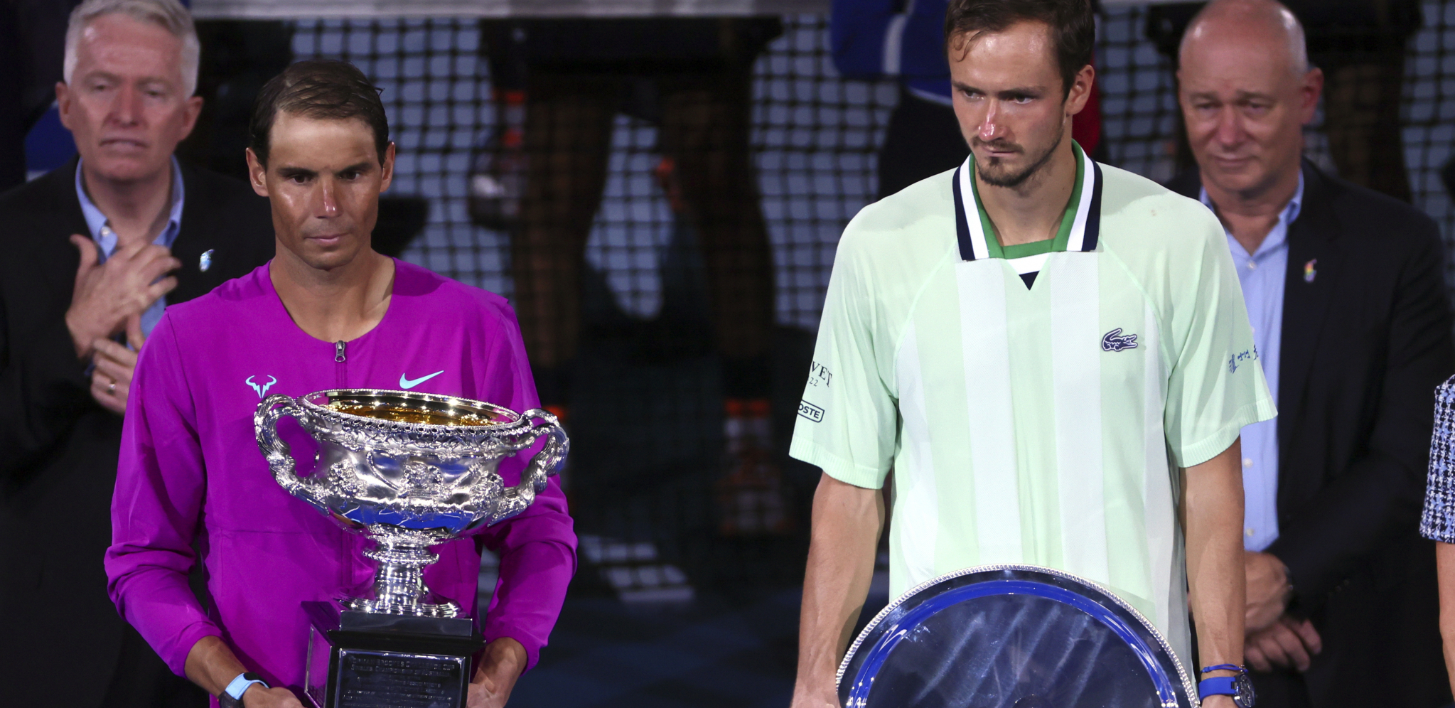NEUNIŠTIVI NADAL! Medvedev ga "gazio" dva seta, a onda je Španac napravio jedan od najvećih preokreta i pobegao Đokoviću i Federeru!