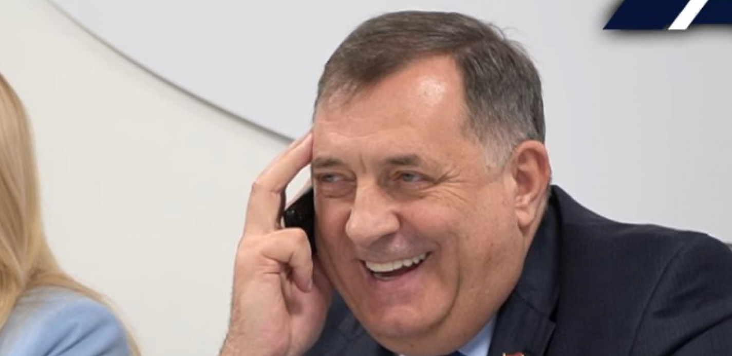 VIC DANA Ode Milorad Dodik na letovanje u Hrvatsku i sedne u kafić...