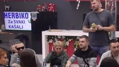 TI SI NAJGORA, PRELJUBNICA SI! Janjuš sasuo Mimi istinu u lice, pa je brutalno izvređao!