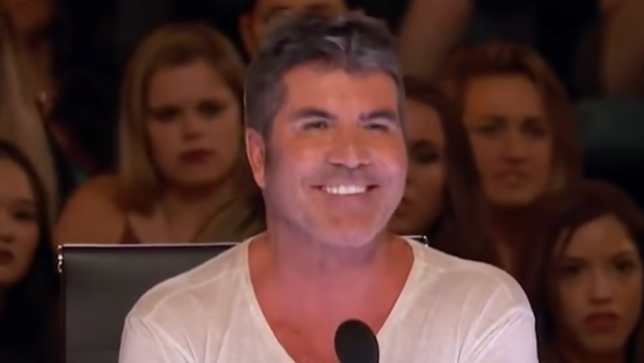 Sajmon Kauel više ne izgleda kao pre