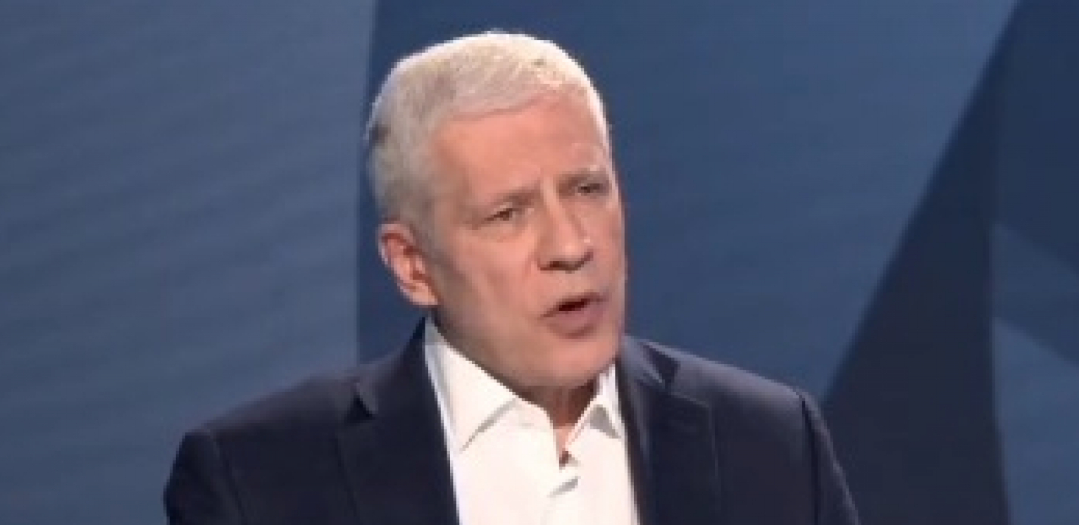 SRBIJA BILA NA IVICI BANKROTA Velika kriza drmala planetu, bližili su se izbori, a onda su Tadić i Dinkić rešili da potope svoju državu zarad još malo vlasti...