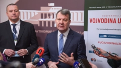 IGOR MIROVIĆ PODELIO LEPU VEST Sredstvima Pokrajinske vlade počela je obnova kuće Dimitrija Anastasijevića Sabova u Sremskim Karlovcima