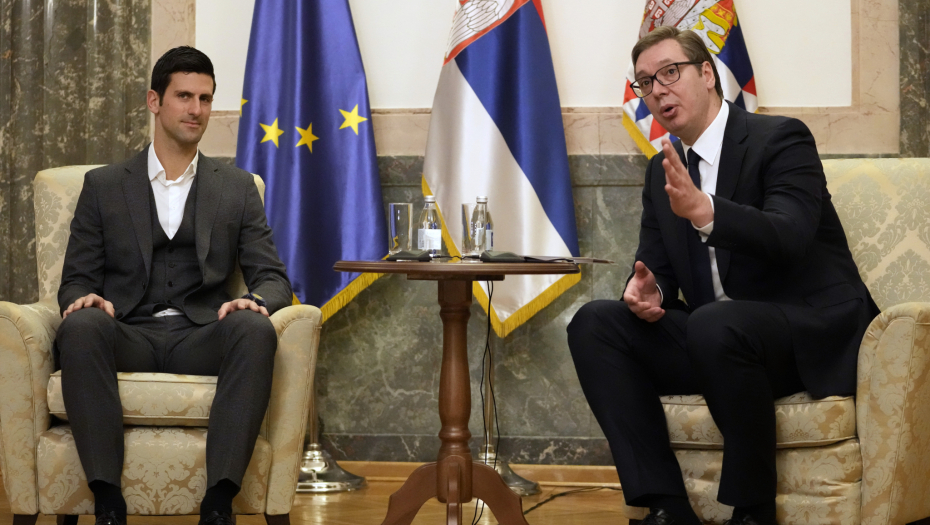 PREDSEDNIK VUČIĆ ZAHVALIO NOVAKU Hvala na tome što ste svuda časno, hrabro i na najlepši i najbolji mogući način predstavljali našu zemlju (VIDEO)
