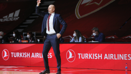 VOLEO BIH DA SE JEDNOG DANA VRATIM Obradović otvorio dušu o periodu u Zvezdi