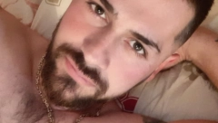 ČISTAČ KOJI JE OPČINIO ŽENE U SRBIJI Pišu mu na društvenim mrežama, a on otkrio koga voli najviše!