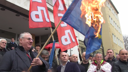 OSVETA LOPOVSKOJ HRVATSKOJ Šešelj objasnio zašto nam kradu Teslu, a razlog je ponižavajući za Zagreb