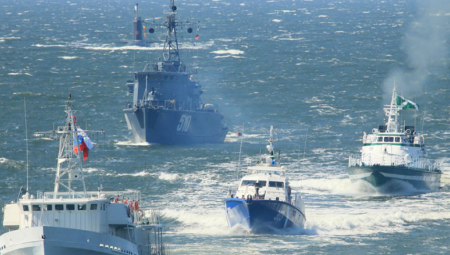 RUSKA MORNARICA OTPOČELA TAJNU OPERACIJU Poslali flotu brodova na put od skoro 12.000 kilometara (FOTO/VIDEO)