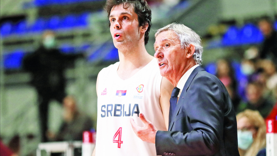 SJAJNO! Pešić drzi predavanje trenerima na treningu reprezentacije!