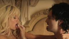 OVO JE ZAISTA UŽASNO I VULGARNO! Serija o Pamelinog po*no snimku ugledala svetlost dana, brutalne scene se*sa zgrozile javnost širom sveta!