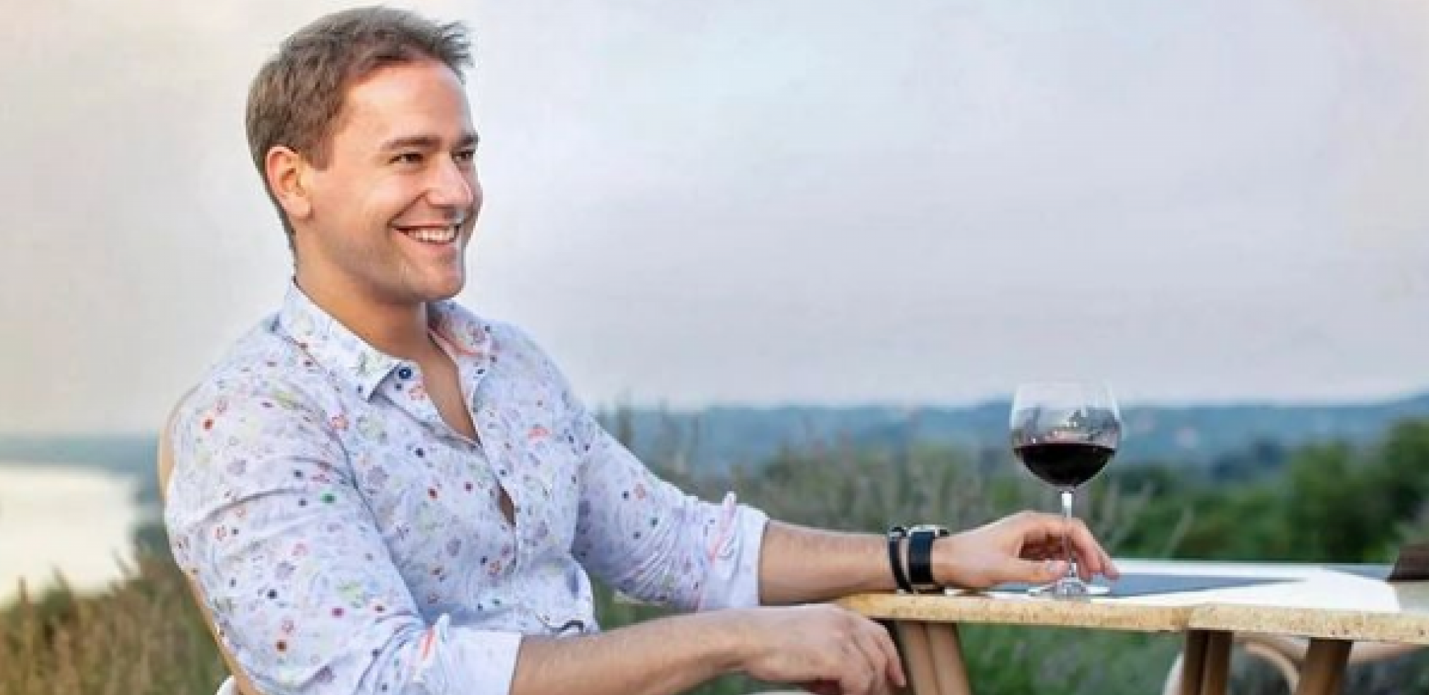 LUKA RACO IMA NOVU DEVOJKU Ovo je njegova igra sudbine, zaveo koleginicu na snimanju