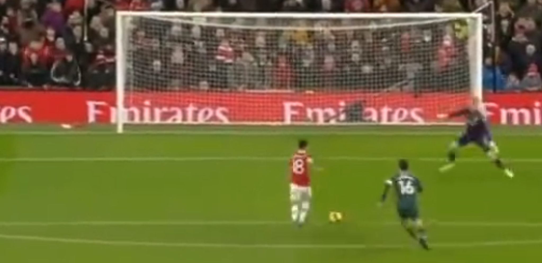 PROMAŠAJ GODINE! Zvezda Mančester junajteda na stubu srama, nemoguće da je ovo promašio! (VIDEO)