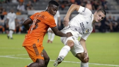 SRBIN VEĆ POČEO DA REŠETA! Bivši napadač Zvezde nagoveštava sjajnu sezonu u MLS ligi! (VIDEO)