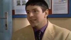 GLEDALI STE GA U SERIJI "STIŽU DOLARI" Danas važi za najpoželjnijeg muškarca u Srbiji, žene otkidaju za njim, pogledajte kako popularni glumac danas izgleda (FOTO)