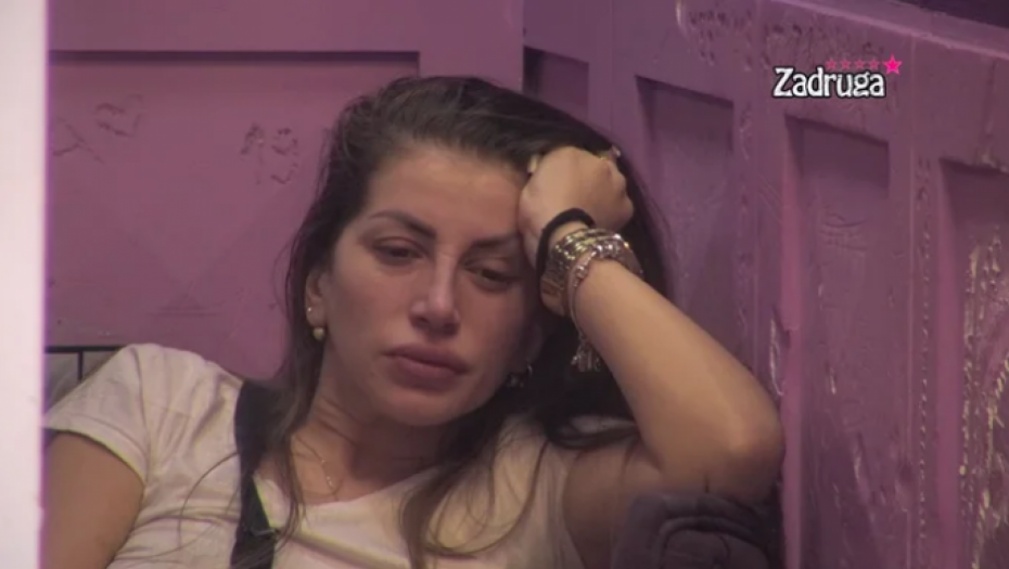 U NJEGOVOM ZAGRLJAJU NAŠLA UTEHU! Šokantno, nakon svih skandala, svađa, gnusnih uvreda, Dalila se vratila njemu!