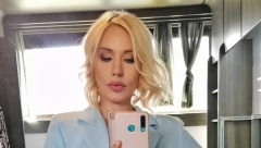 SPAJALI SU JE SA POZNATIM ROKEROM! Voditeljka "Slagalice" nakon burnog razvoda konačno progovorila o odnosu sa Đorđem Davidom!