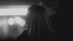 UZ HIT "TU NOĆ KAD SI SE UDAVALA" PLAČEMO GODINAMA: Pesma krije krvavu tajnu, kada se pojavio na vratima, ona je sebi presudila