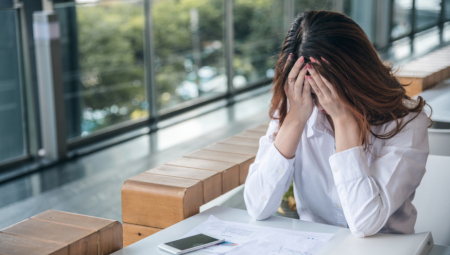 UZELA SAM NJEGOV TELEFON I IMALA ŠTA DA VIDIM - TA ŽENA VOLI MOG SUPRUGA: Ova 4 signala su jasan pokazatelj da vas vara!