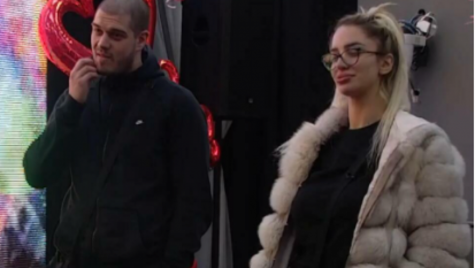 LJUBAVNA DRAMA DEJANA I ALEKS! Dragojević izgubio živce, pa zamerio devojci jedno, ona ostala zatečena! (VIDEO)