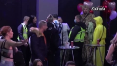 NEMOJ GA MOLIM TE, KRVAV JE! Pojavio se snimak brutalnog napada Tare Simov na Nenada, jezive scene u Zadruzi! (VIDEO)
