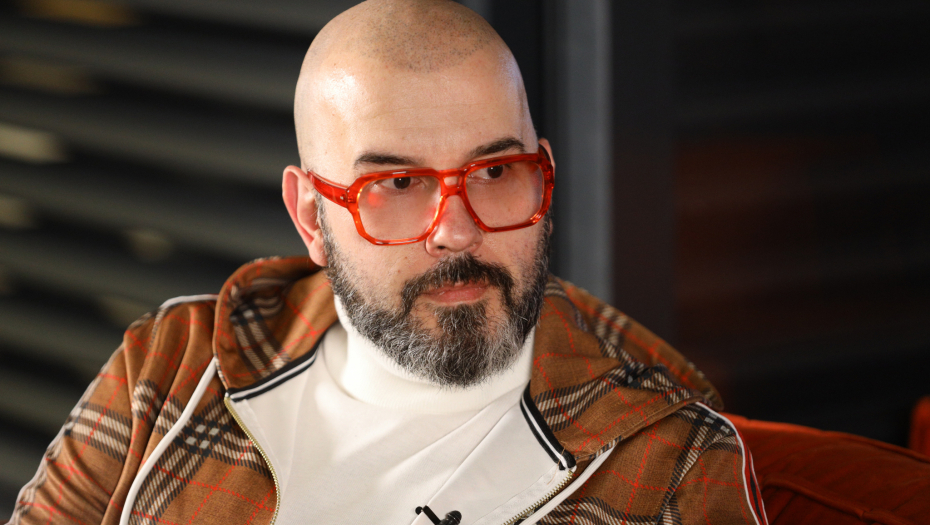 JA SAM JOŠ UVEK TU Dejan Milićević progovorio: Pevači koji mi nisu verovali otišli su u večni zaborav! (VIDEO)