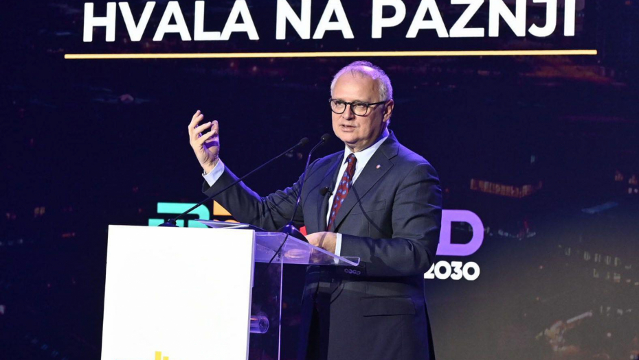 STIŽU NOVA VOZILA JAVNOG PREVOZA U BEOGRADU: Vesić: Sutra tender za kupovinu 80 trolejbusa