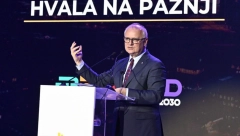 OD DANAS ZVANIČAN TVITER NALOG Vesić obradovao sve svoje pratioce: Smejali su se mom TikToku, a sada su shvatili da su pogrešili!
