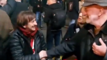 ĐILASOV VLADETA JANKOVIĆ I STAŠA ZAJOVIĆ ZAJEDNO NA PROTESTU Doveo Rio Tinto a sada se buni protiv njih