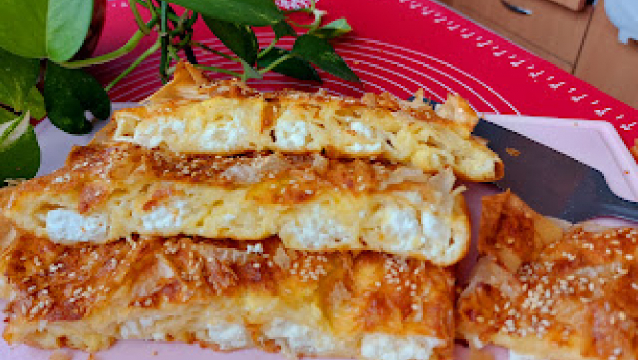 OMILJENO SRPSKO JELO ZA SVAKU PRILIKU Prava domaćinska gibanica, nećete znati kada vam je dosta (VIDEO)