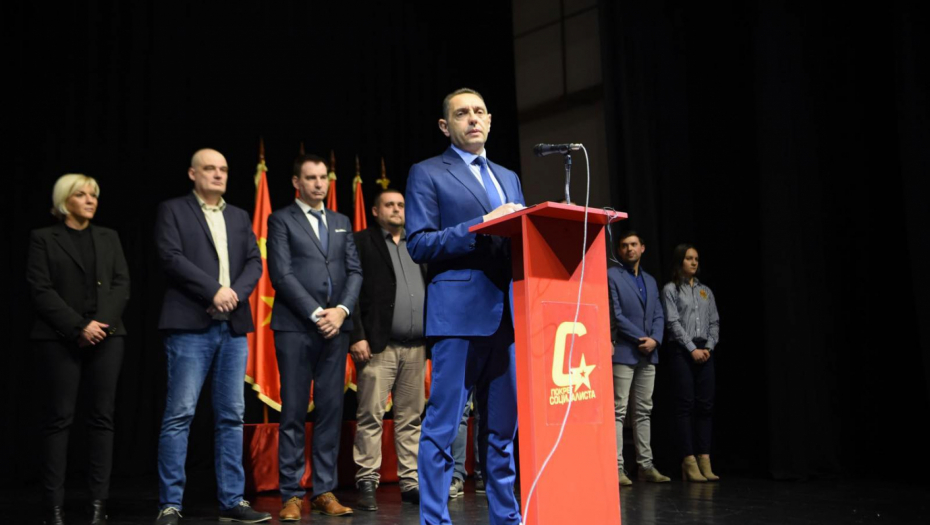 VULIN NA SKUPU SOCIJALISTA: Dok je Vučić na čelu države, Srbija neće ući u NATO! (VIDEO)