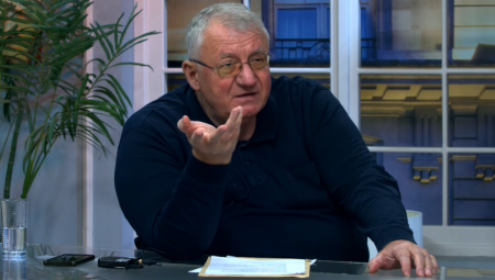 NIKAD NISU BILI GLUPLJI, ALI SU SADA NAJAGRESIVNIJI Šešelj otkrio žašto prozapadna opozicija žuri da isprovocira vlast u Srbiji