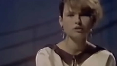 U NJU JE BILO ZALJUBLJENO POLA JUGOSLAVIJE, A JEDAN BEND JOJ JE POSVETIO PESMU: Anja ima 55 godina i izgleda bolje nego ikad