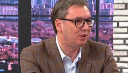 VUČIĆ O NAPADIMA NA PORODICU Predsednik ocenio da napade na najbliže nije uvek lako izdržati