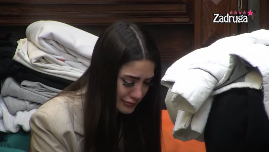 "BIO JE BEZ SVESTI, ALI SRCE MU JE I DALJE KUCALO" Anđela Đuričić otkrila detalje stravične nesreće u kojoj je njen brat izgubio život: NIJE MU BILO POMOĆI