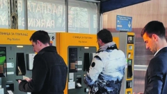 NEOBIČNO OBIČAN! Najbolji teniser sveta potpuno neprimetan plaćao parking! (FOTO)