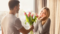 JADNICE ILI CARICE, ŠTA VI KAŽETE? Žene masovno glume da su dobile poklone od muževa, pa to objavljuju po mrežama