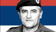 OTADŽBINA I NAROD SE ODUŽUJU ONOME KOJI IM JE SLUŽIO Ovo je pesma posvećena Đeneralu Veljku heroju ODBRANE KOSOVA I METOHIJE (VIDEO)