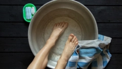 ZA STOPALA KAO U BEBA Ova jeftina namirnica rešava problem ispucalih peta i gljivica, kao od šale