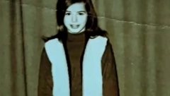 DA LI PREPOZNAJTE DEVOJČICU SA SLIKE? Bila je glumica, cela Jugoslavija je maštala o njoj, a udala se za našeg najboljeg muzičara