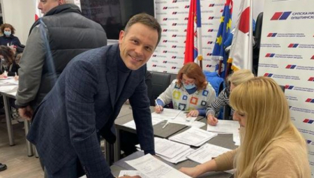 MOĆNA PORUKA SINIŠE MALOG Ponosni smo što su ljudi u ovolikom broju došli da nas podrže