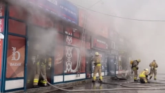VELIKI POŽAR NA AUTOBUSKOJ STANICI U SARAJEVU Ljudi masovno bežali, ima i povređenih! (VIDEO)