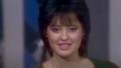 JEDNA JE OD NAJBOGATIJIH NA ESTRADI I NAZIVAJU JE SRPSKOM MADONOM Evo o kojoj pevačici je reč! (FOTO)